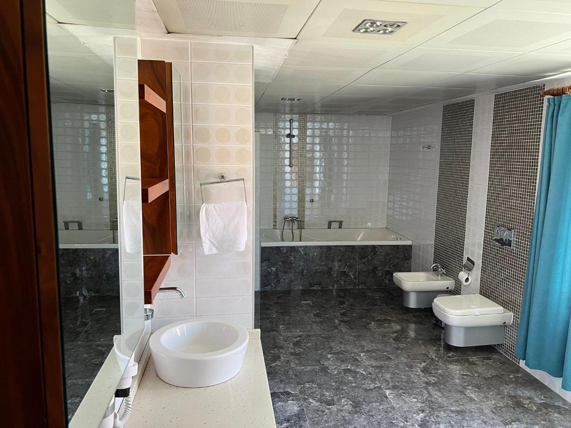 Ferah Suites Hotel 特拉布宗 外观 照片